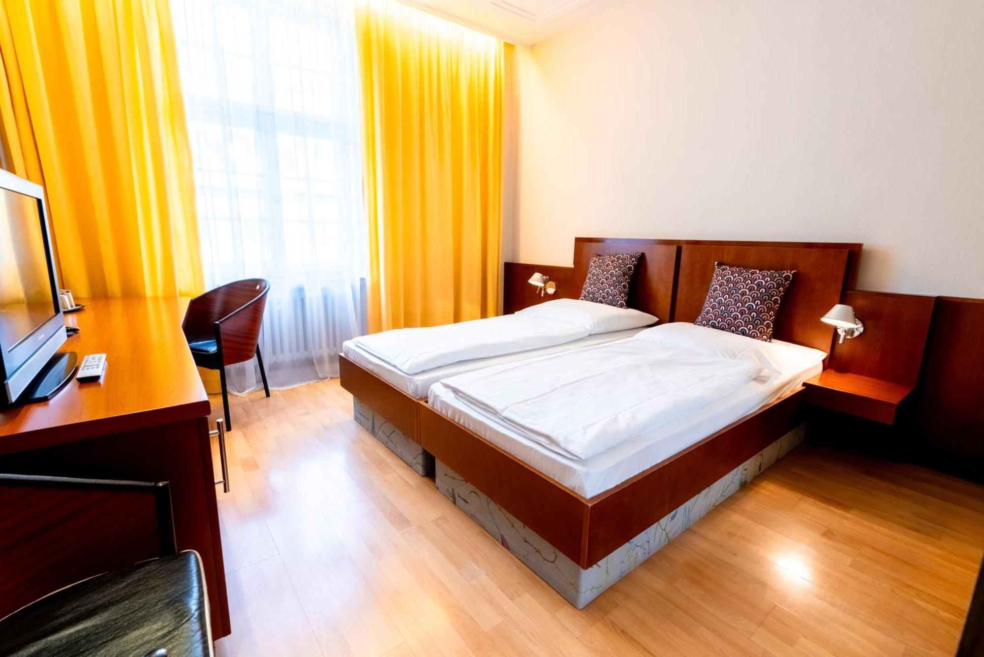 Hotel Carlton Мюнхен Екстер'єр фото